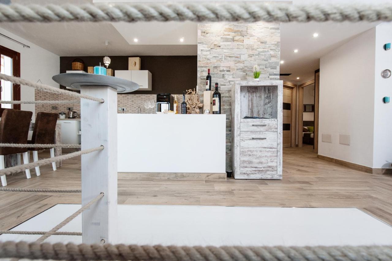 Bed and Breakfast Ricocco Кастельсардо Экстерьер фото