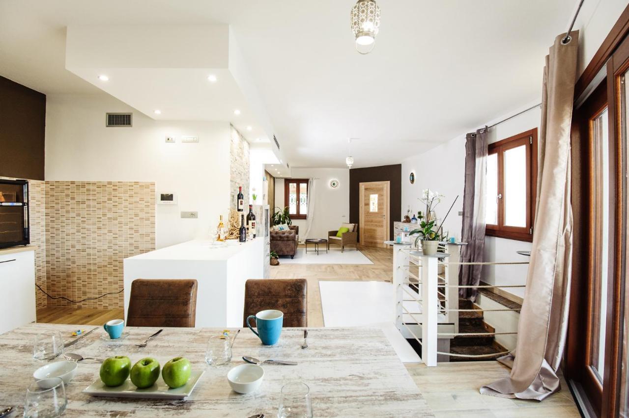 Bed and Breakfast Ricocco Кастельсардо Экстерьер фото